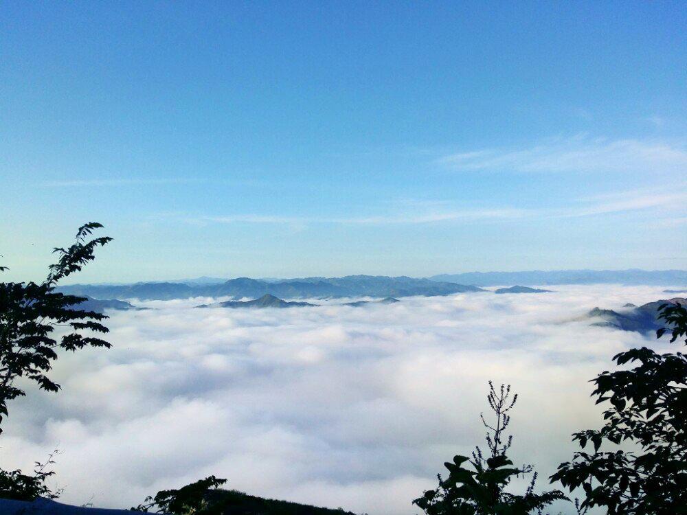 鲁布格深谷湖