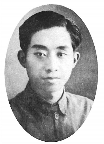 罗曾行武为军阀副官,还当过二十六集团军成都办事处参谋,颇有见识.