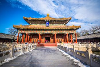 北京孔庙和国子监博物馆一日游【大咖讲述者-深度研学】【讲述国子监作为元明清三代国家教育管理机构和学府的管理制度和教学方法】