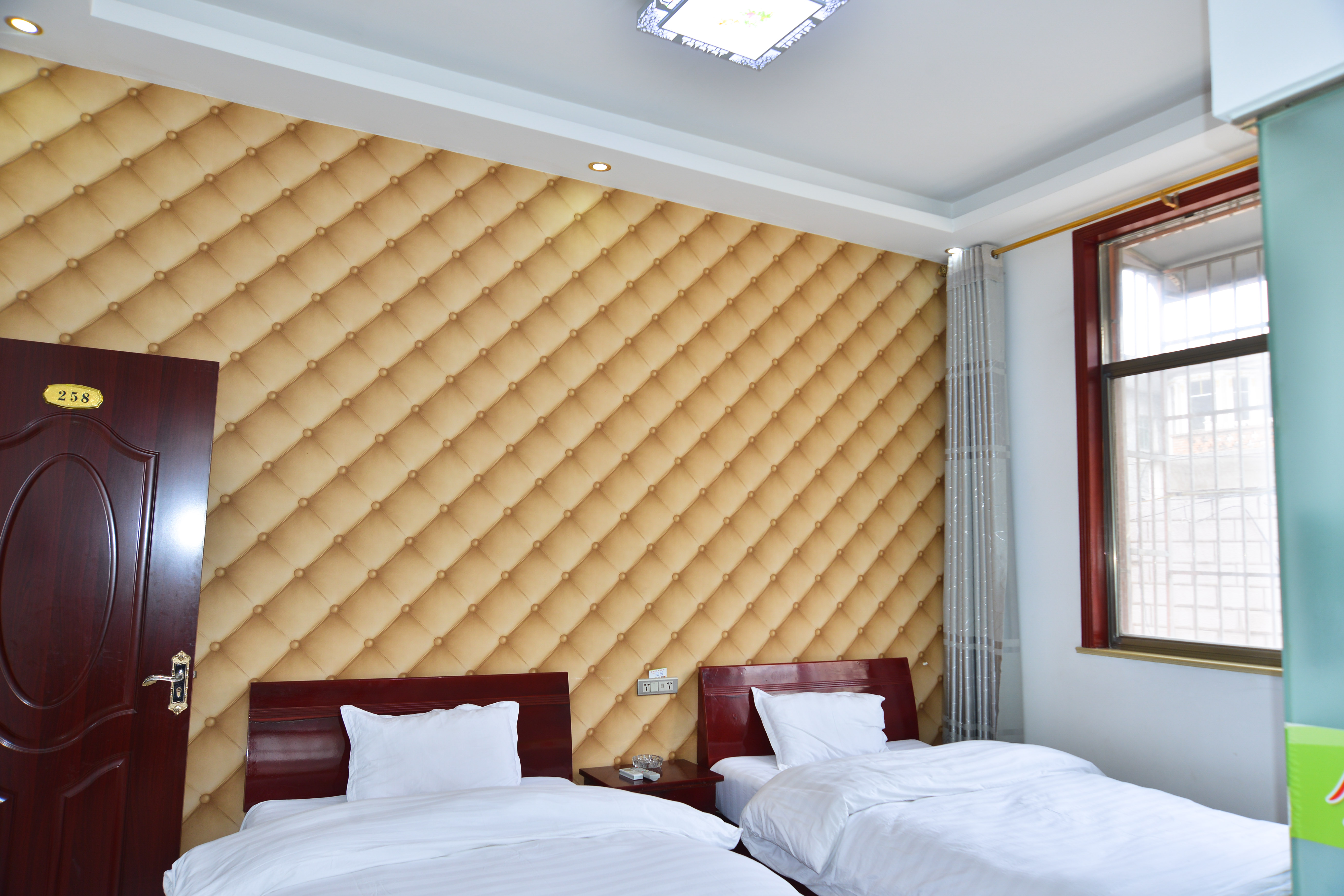 【携程攻略】镇平格力电器顺风公司特约服务站