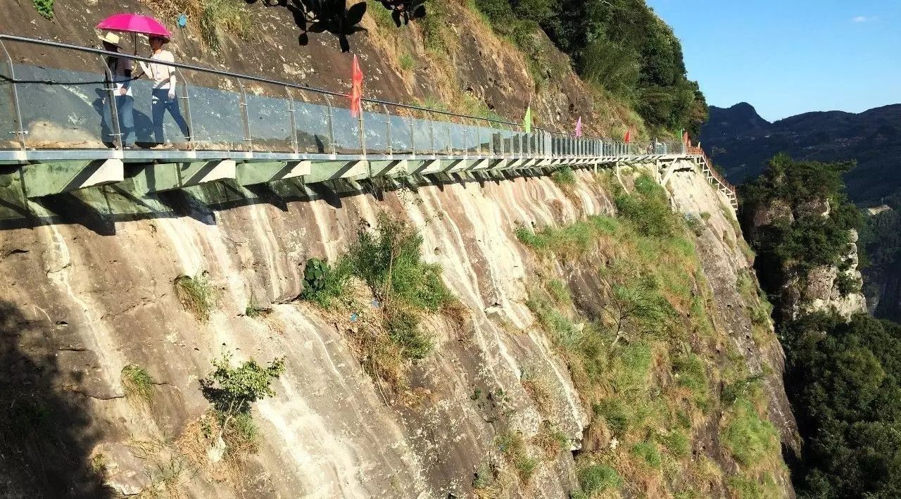 永春船山岩玻璃栈道