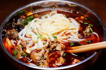 回味辣鸡粉·面