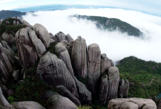 中国福建霞浦太姥山+杨家溪一日游【海上仙都+摄影胜地】【- 海上仙都·太姥山：国家级风景名胜区，以“峰险、石奇、洞幽、雾幻”四绝闻名，登山顶可俯瞰东海碧波，】
