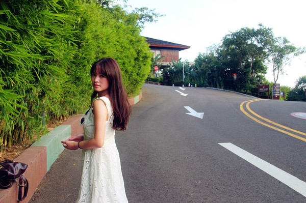 拍照如何笑得自然的技巧 100u0b0000005lj49C32B_R_600_10000_Q90.jpg