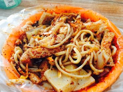 巴彦淖尔芙蓉铁棚面精攻略,芙蓉铁棚面精特色菜推荐