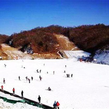 老界岭滑雪场一日游