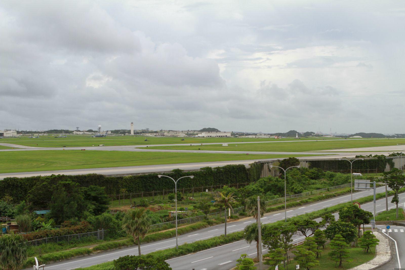 啥都麼有的跑道 嘉手納空軍基地