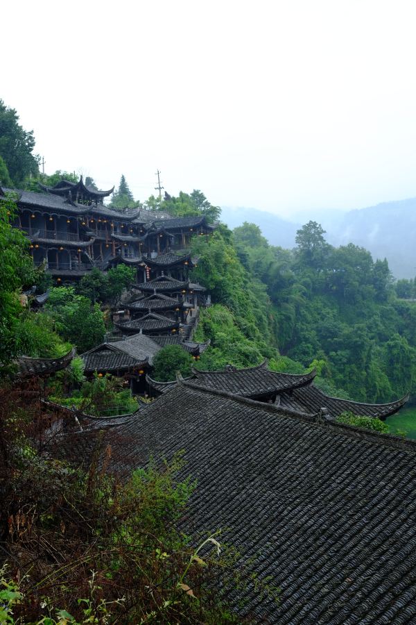 旅行貼士: 由於古丈縣正在修高速,墨戎古丈芙蓉鎮一線很多地方都在