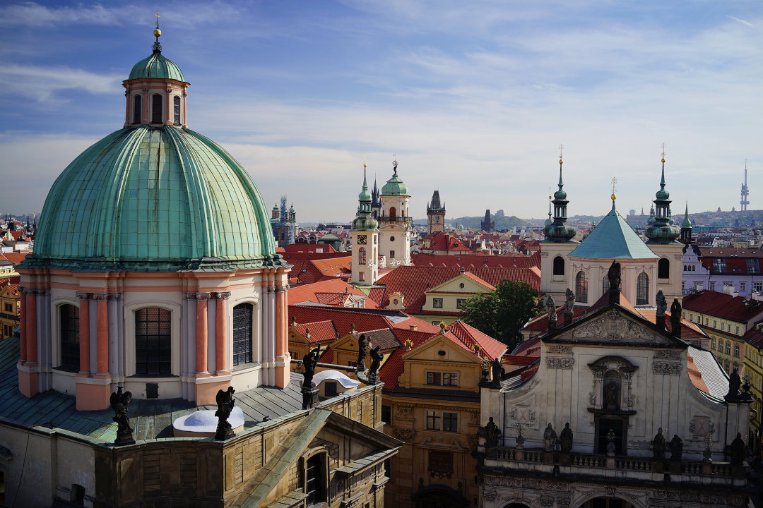 暗夜游,抱影归,东欧多少梦,尽在琴瑟和鸣中.