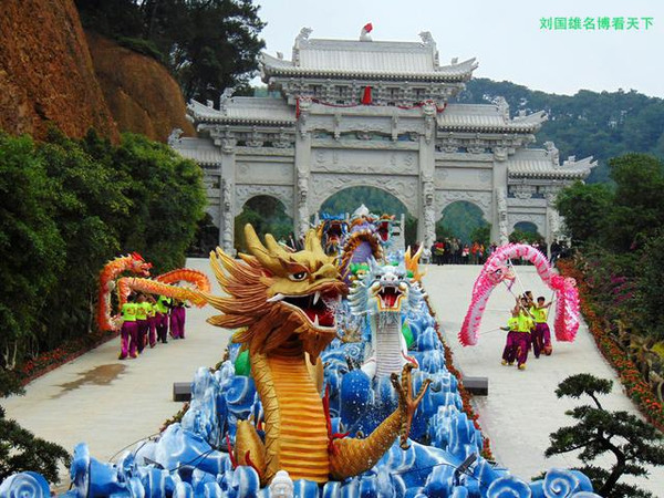 2015年12月31日,位于南宁市西乡塘区心圩街道的龙门水都举行试业仪式