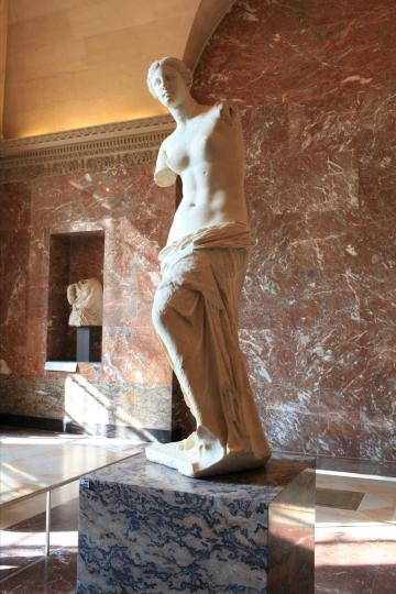 镇馆三宝之断臂的维纳斯 卢浮宫