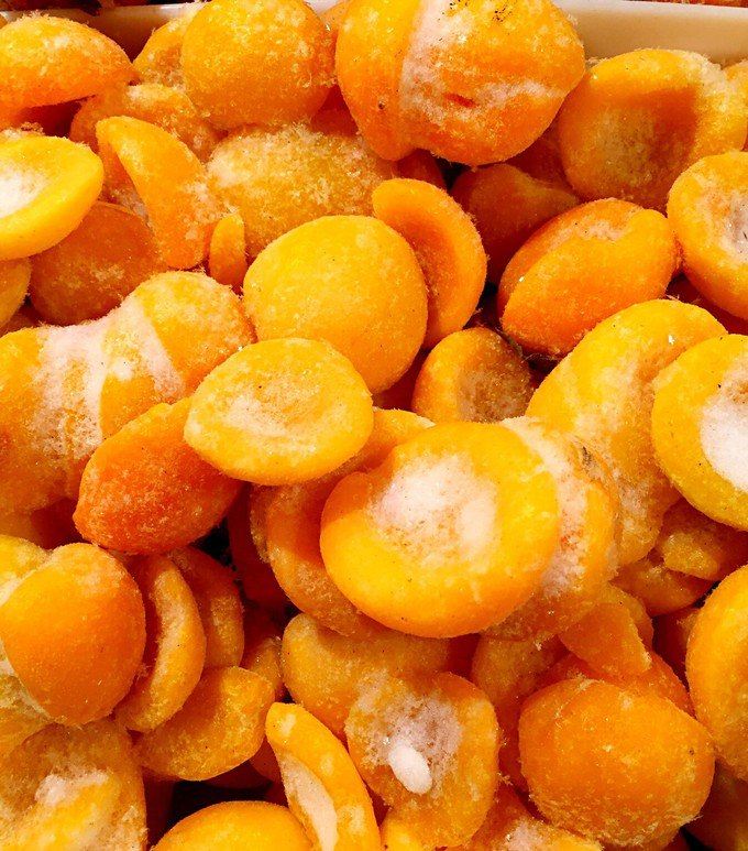 哈哈哈,冻黄桃.邦邦硬那