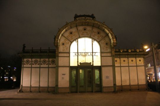 分离派建筑什么的,也是维也纳的重点 维也纳