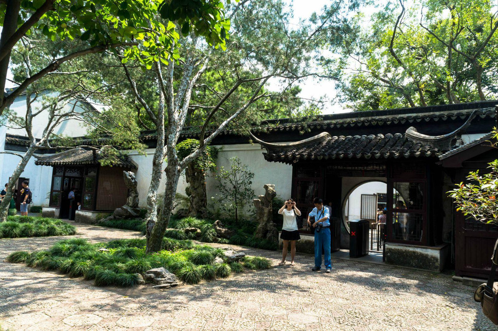 避暑山莊,拙政園,留園)之一,是江南古典園林中的佳作,實為蘇州園林之