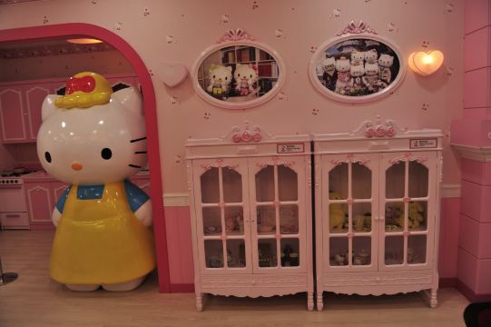 梦幻的"hello kitty"主题馆