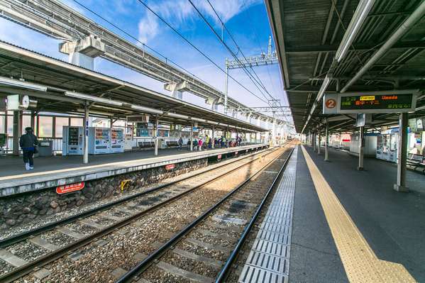 日本东京地铁图片 CggYs1bqE0yAUFdxAAHF2e_8-P4344_R_600_10000_Q90.jpg