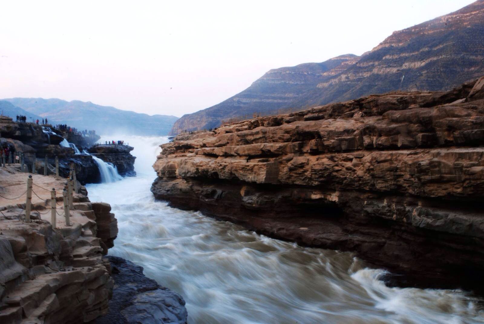 陕西黄河壶口瀑布