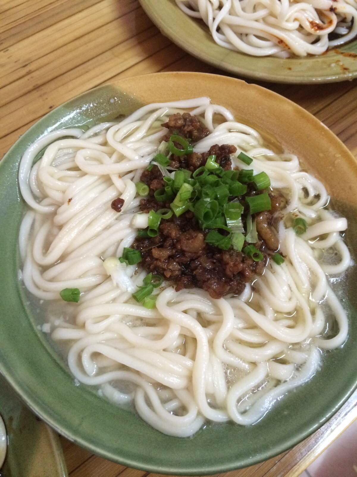 一根面的热面 黄龙溪古镇