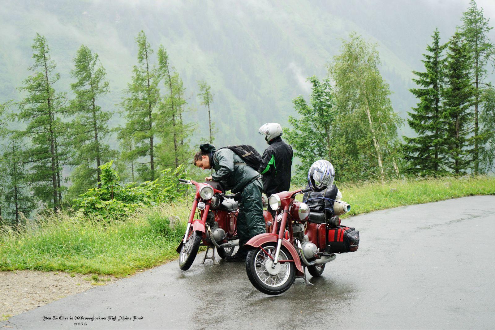 一路上會遇到很酷的機車騎士 grossglockner