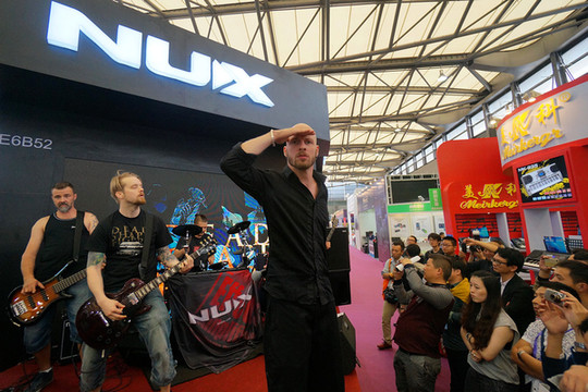 2014上海国际乐器展,走走拍拍.