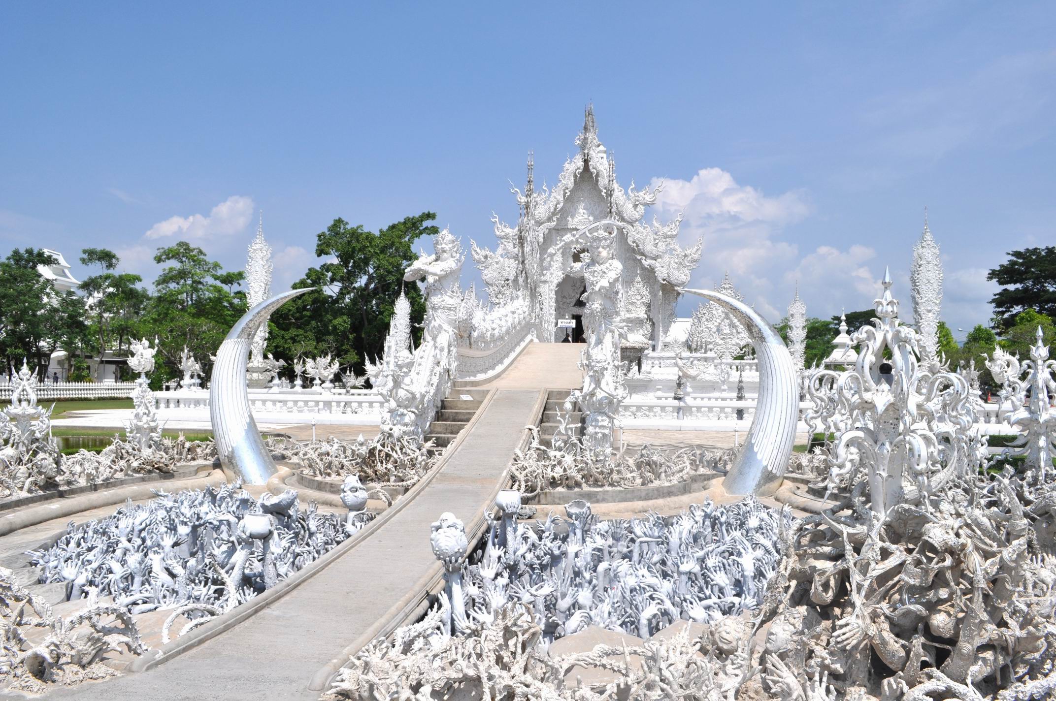 「泰国清莱白庙旅游价格」✅ 泰国清莱有什么好玩的地方