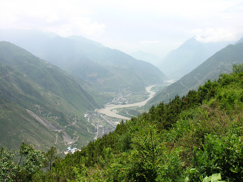 成都到泸定康定的颠簸一日