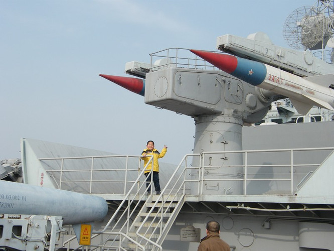 走起,去天津看航母。