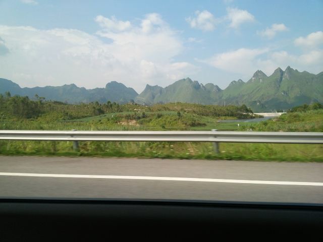 [三人行万里路3]贵州小七孔、黄果树、镇远、