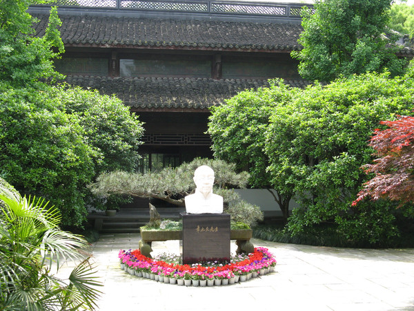 河山南人口_祖国大好河山图片(3)