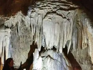 Grottes de Medous